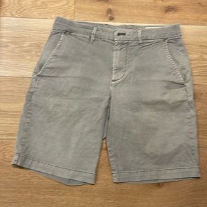 Gap 10” Grey Short